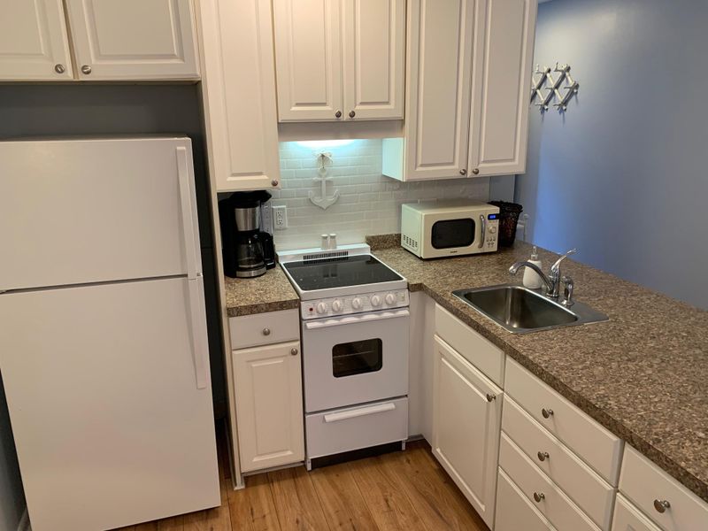 360 Sea Cloud Cir, Edisto Beach, SC 29438