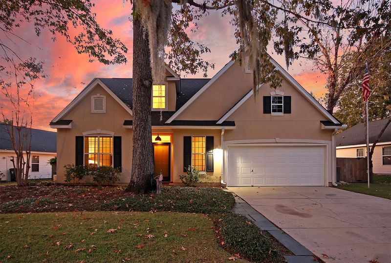 5389 Greggs Landing Dr, North Charleston, SC 29420