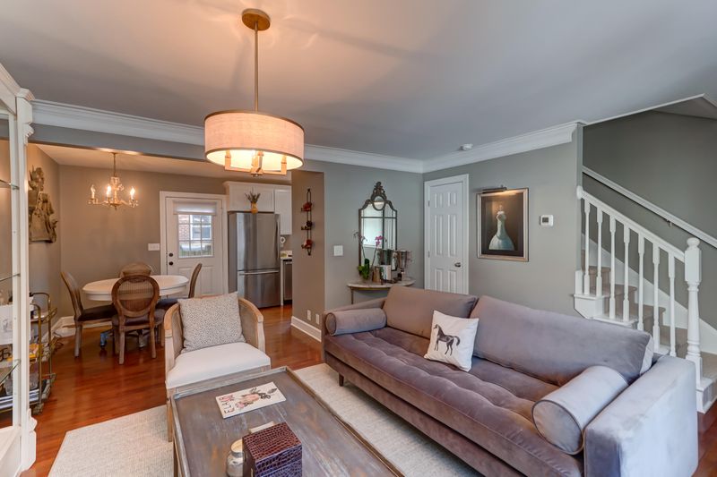552 Savannah Hw #2, Charleston, SC 29407