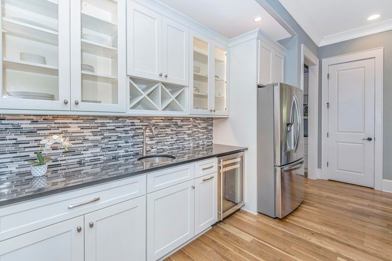 1513 Red Drum Rd, Mount Pleasant, SC 29466