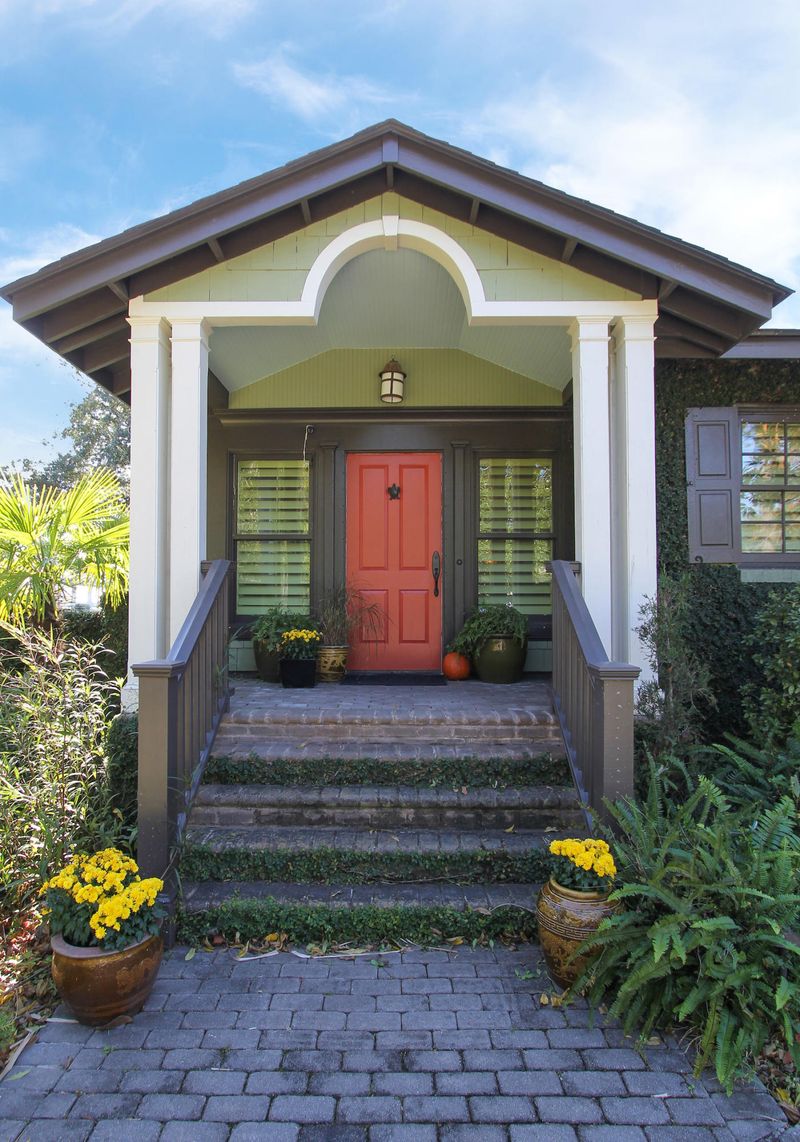 3 Albemarle Rd, Charleston, SC 29407