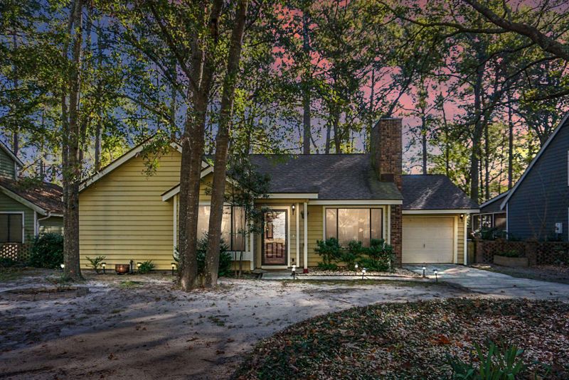 7838 Racquet Rd, Charleston, SC 29418