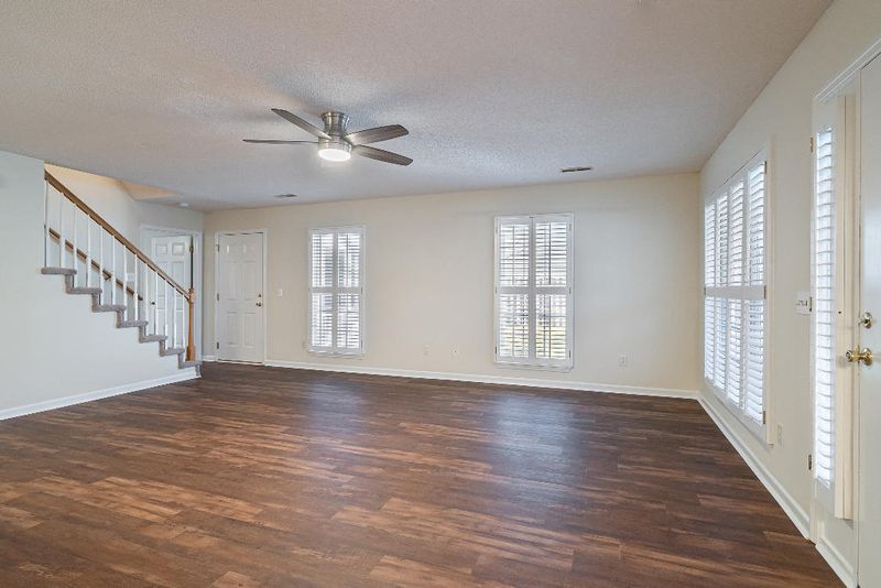 156 Jupiter Ln, Summerville, SC 29483