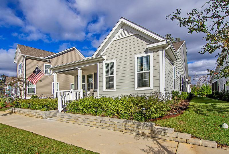 226 Oak View Way, Summerville, SC 29483