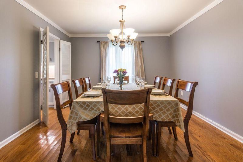 102 Monte Sano Dr, Hanahan, SC 29410
