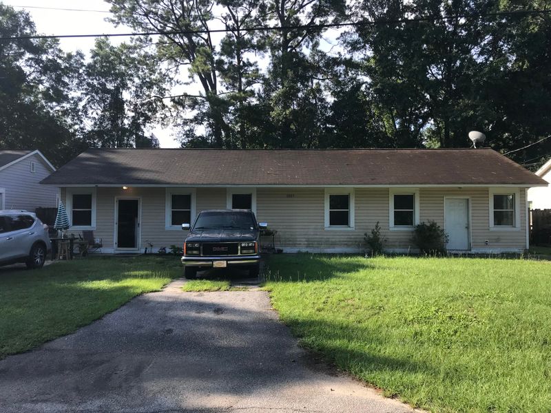 2175 Flora Dr, North Charleston, SC 29406