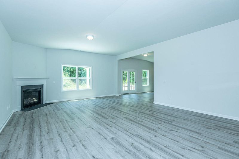 172 Clydesdale Cir, Summerville, SC 29486