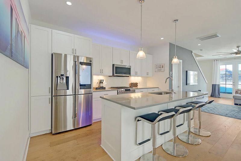 190 President St, Charleston, SC 29403