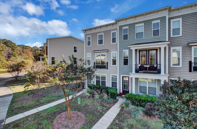 1582 Bluewater Way, Charleston, SC 29414