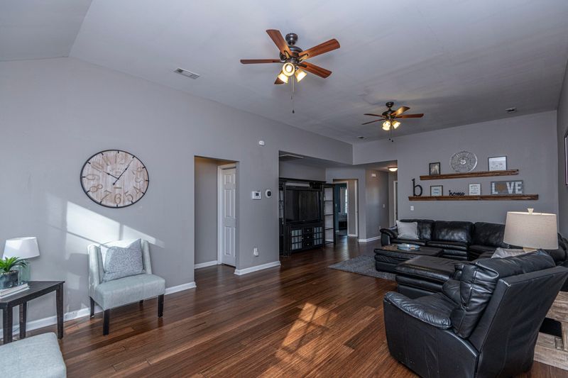 110 Pryors Ln, Summerville, SC 29485