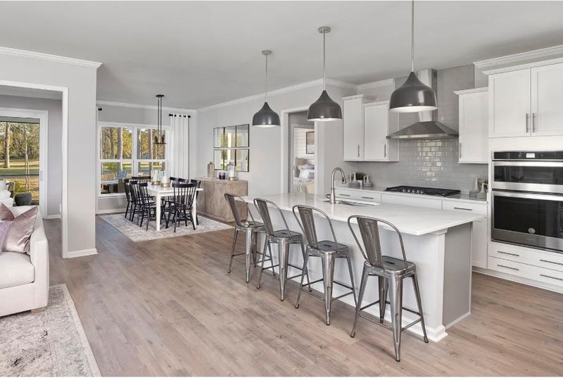 6034 Wilkes Pond Dr, Hollywood, SC 29449