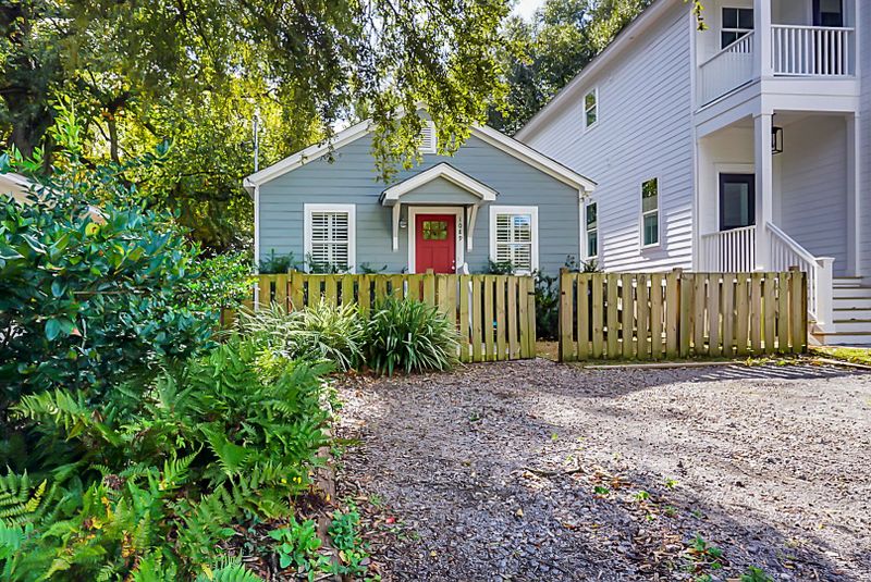 1089 Bexley St, North Charleston, SC 29405