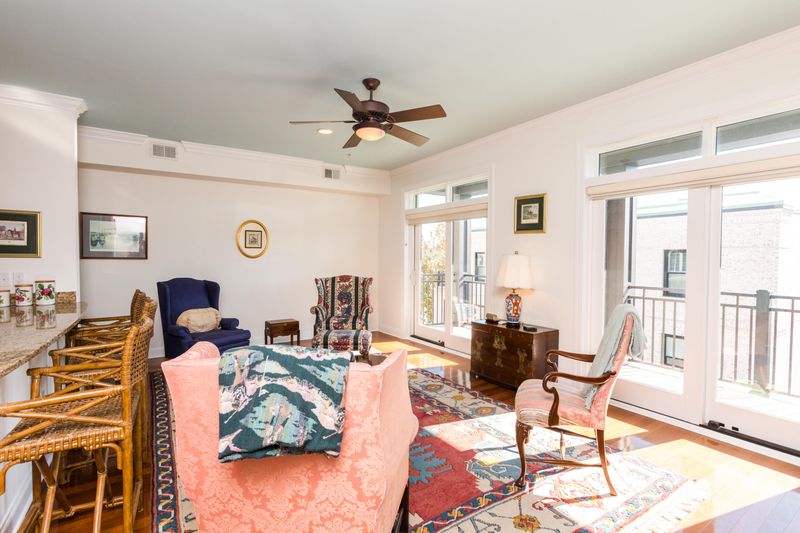 21 George St #406, Charleston, SC 29401