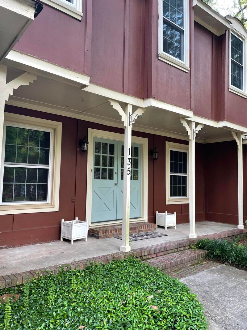 135 Dunbury Dr, Summerville, SC 29485