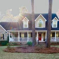 104 Guilford Dr, Summerville, SC 29483