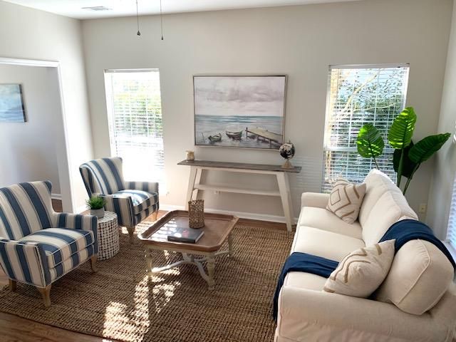 1720 Crystal Lake Dr, Charleston, SC 29412