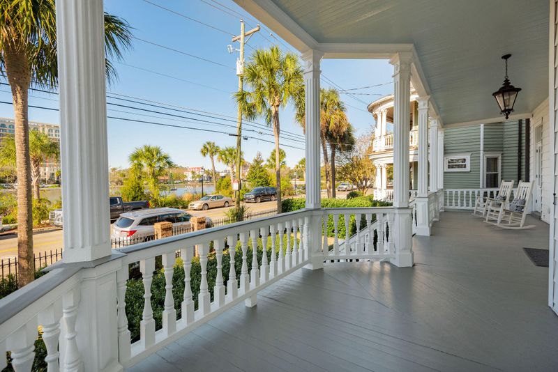 34 Rutledge Ave, Charleston, SC 29401