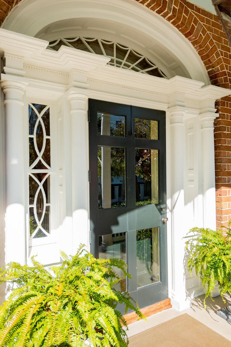 64 Vanderhorst St, Charleston, SC 29403