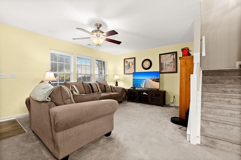 201 Tree Branch Cir, Summerville, SC 29483