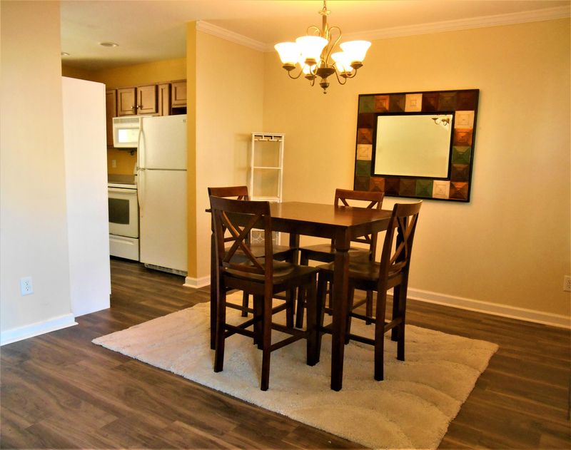 9152 Maple Grove Dr, Summerville, SC 29485