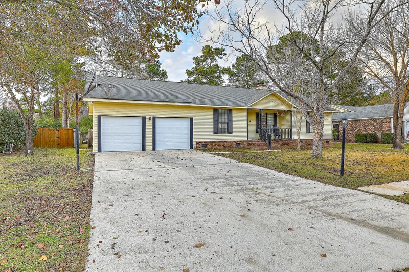 1421 Foxtail Pine Rd, Ladson, SC 29456