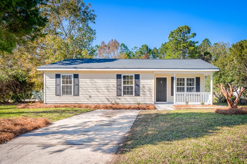 3361 Island Estates Dr, Johns Island, SC 29455