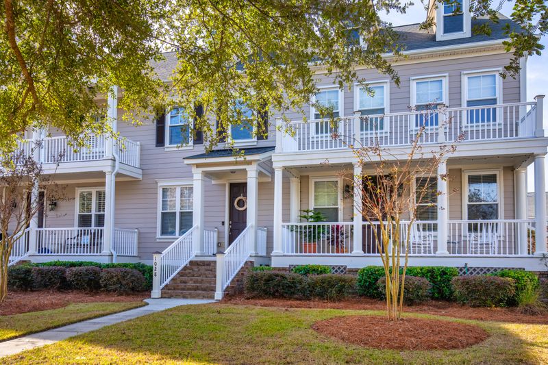 1028 Zinser St, Mount Pleasant, SC 29466