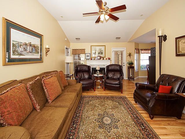 1032 Tyron Cir, Charleston, SC 29414