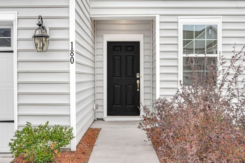 180 Emerald Isle Dr, Moncks Corner, SC 29461