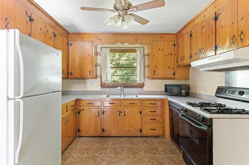 5201 Princeton St, North Charleston, SC 29405