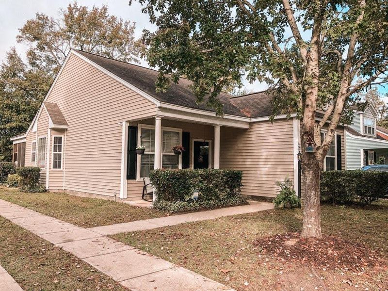 8977 Planters Row Ln, Summerville, SC 29485