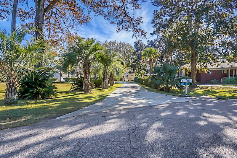 1202 Waring St, Hanahan, SC 29410
