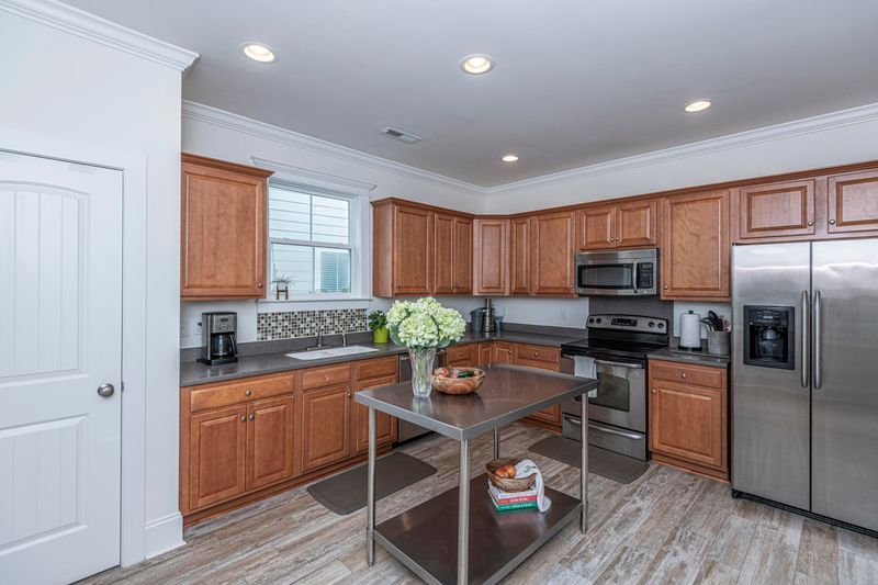 5202 Celtic Dr, North Charleston, SC 29405