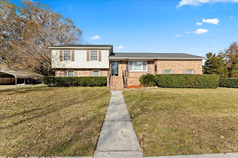 3306 Dublin Rd, North Charleston, SC 29420
