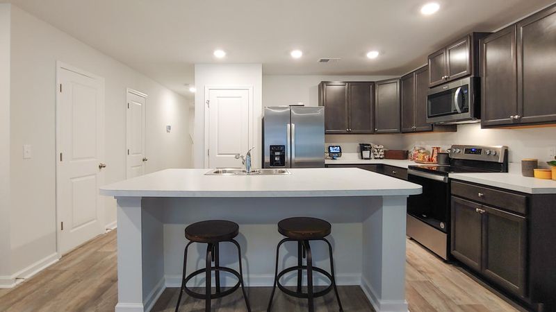 4677 Palm View Cir, North Charleston, SC 29418
