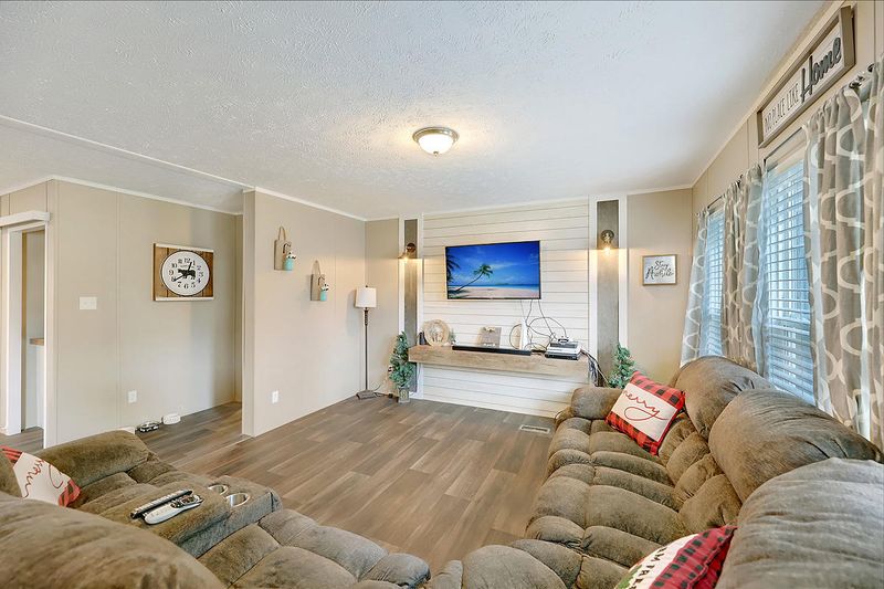 7985 Highway 165, Ravenel, SC 29470