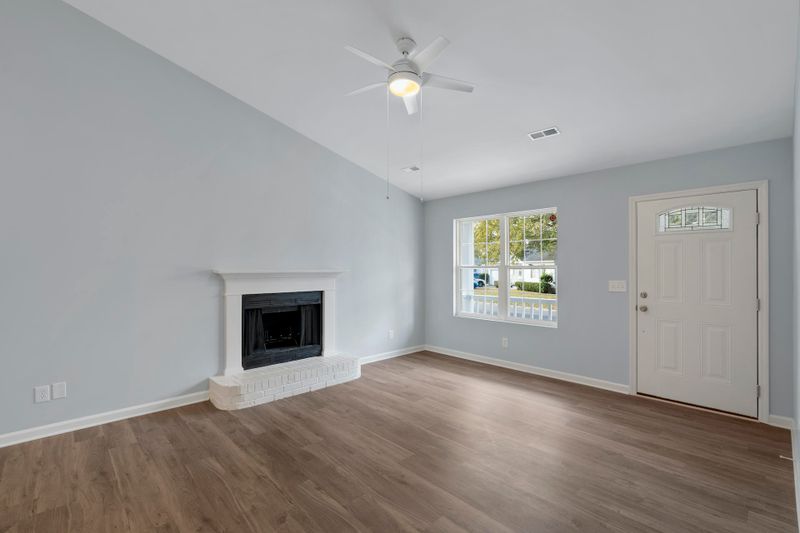 4268 Lavender Ln, North Charleston, SC 29420