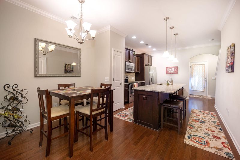 217 Bennett Ln, Summerville, SC 29483