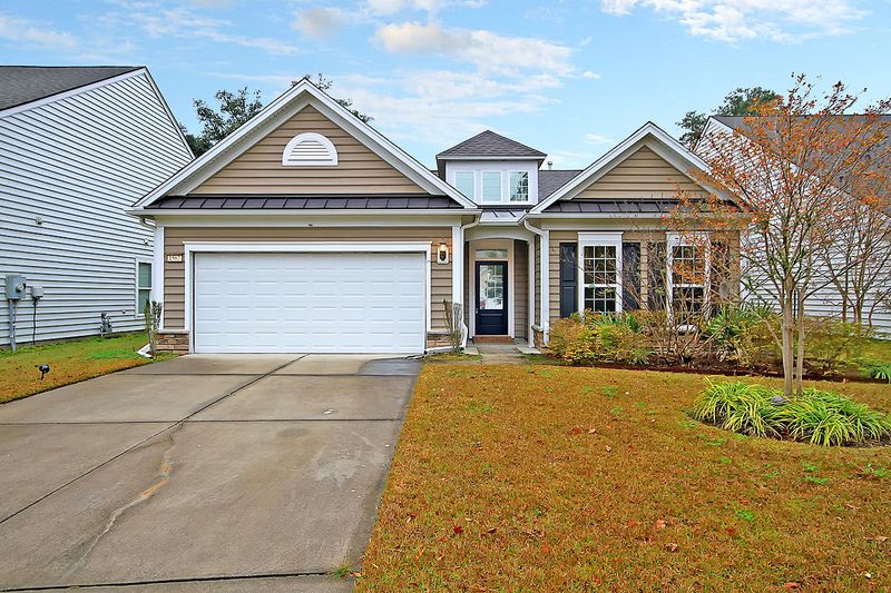 1567 Pixley St, Charleston, SC 29414