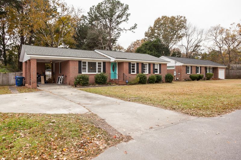 2029 Boeing Ave, Charleston, SC 29407