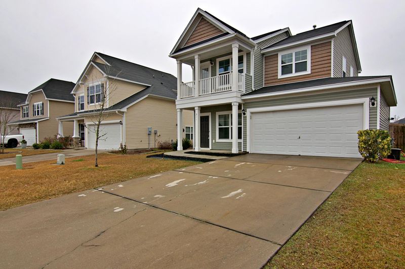 311 Drayton Place Dr, Moncks Corner, SC 29461