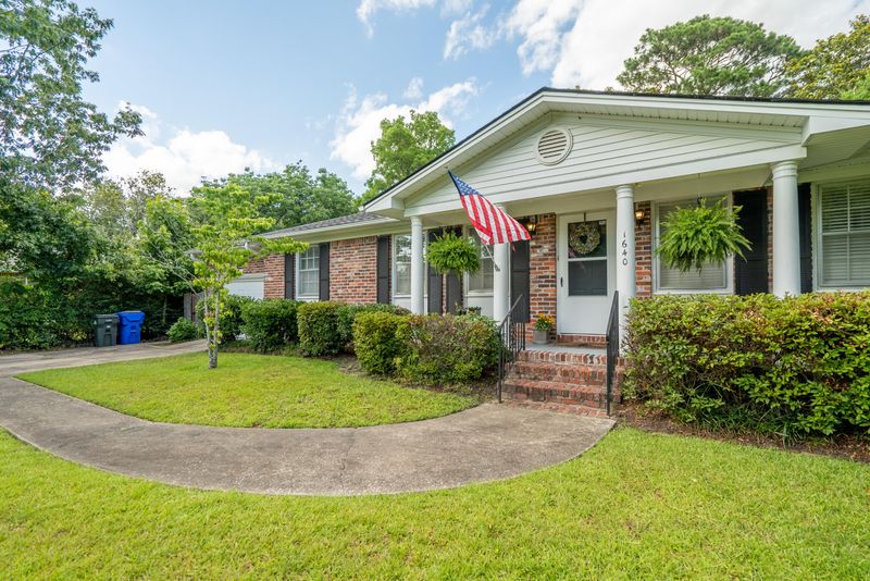 1640 Canty Ln, Charleston, SC 29407