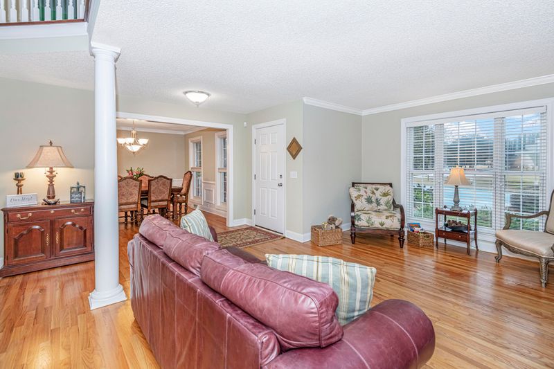 100 Eston Dr, Goose Creek, SC 29445