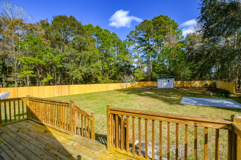 1927 Ghana St, Johns Island, SC 29455