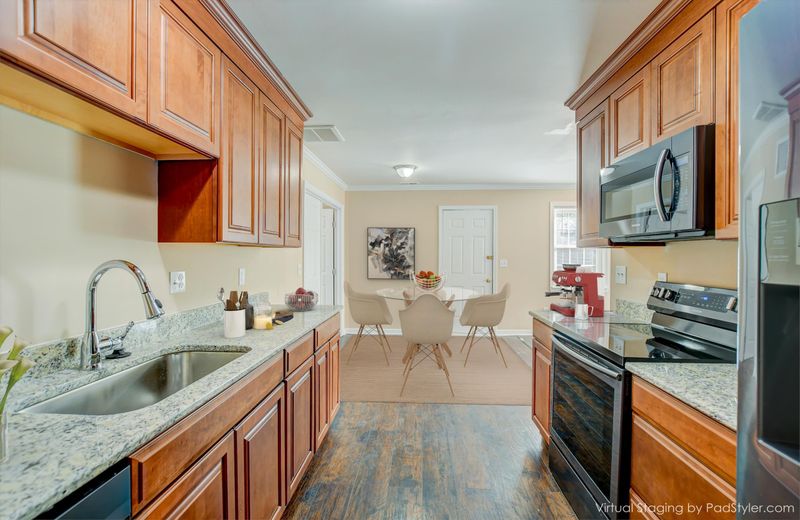 1927 Ghana St, Johns Island, SC 29455