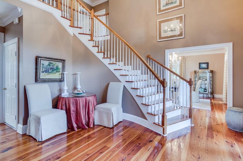 1 Ocean Point Dr, Isle Of Palms, SC 29451