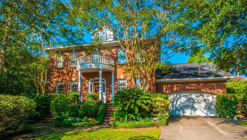 92 On The Harbor Dr, Mount Pleasant, SC 29464