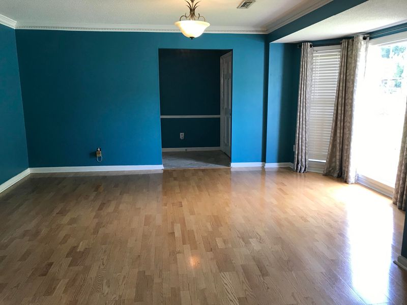8356 Glenford Rd, North Charleston, SC 29406