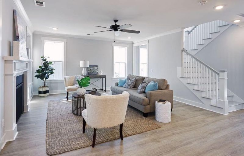 206 Winding Branch Dr, Summerville, SC 29486