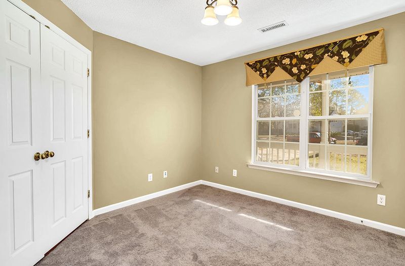 213 Bamert St, Summerville, SC 29483